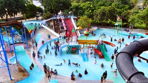 Water Parks & Swimming Pools in Minneapolis