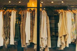Women's Clothing Stores